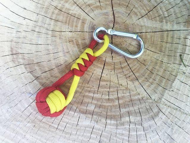 Paracord Tutorial: How To Make A 2 Color Monkey's Fist And Snake Knot Keychain