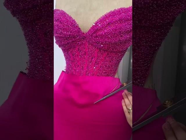 Share with a friend or tag someone who loves vibrant, bold fabrics! This stunning hot pink tulle