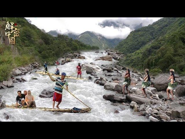 In the mountains of Xiangxi, beauty dances receive foreign tourists