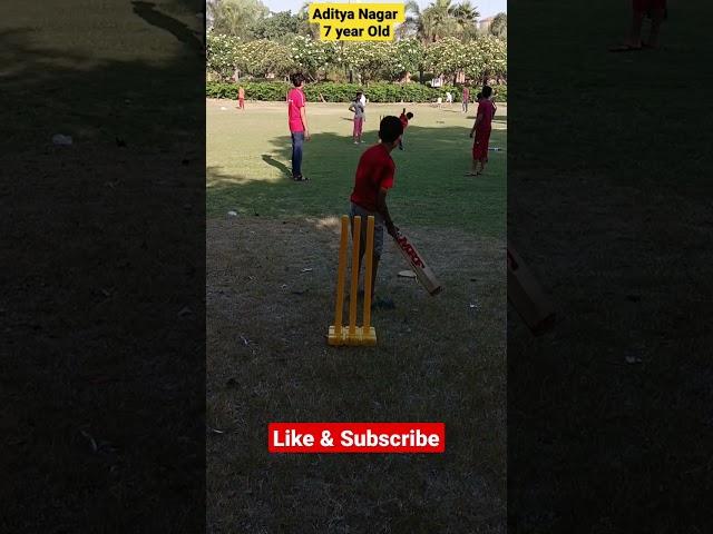 YORKER FAST BOWLING LBW OUT #shorts #cricket #fastbowling