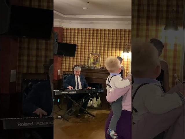 Ульяна Егерь и Дмитрий Агафонов - «пять минут»