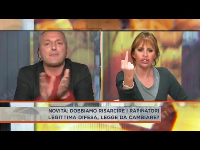 Lite in tv tra Alessandra Mussolini e Martinelli: "Suo marito va con le minorenni"