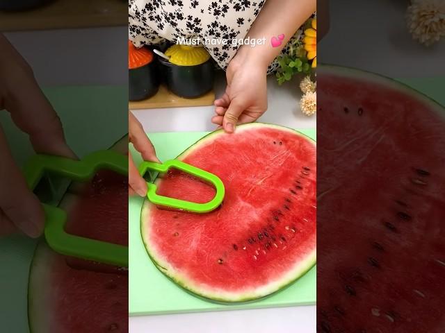 Different shape  watermelon  slicer #short #gadget #kitchengadgets