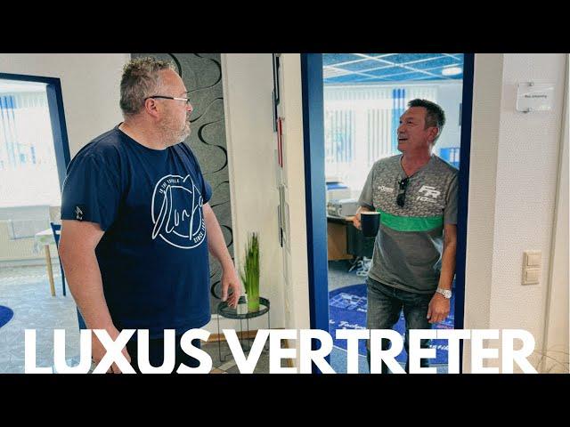 Luxus Vertreter Wolfgang verlässt das Büro nicht ohne Auftrag! | Im Büro