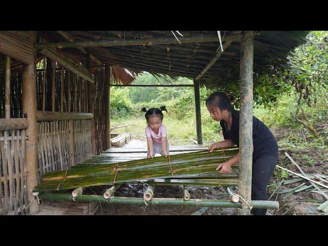 30 Days: Life of a 16-Year-Old Single Mother - Building a Bamboo House Alone