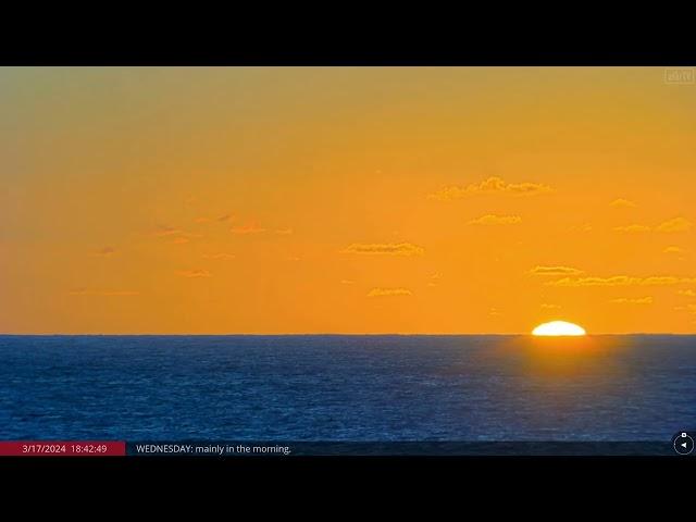 Hawaii Green Flash at Sunset Captured on the 4K LiveStream