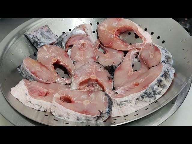 Rohu Fish Curry Recipe | रोहू फिश बनाने की विधि | Fish Curry | Sarson Fish Curry | Chef Ashok
