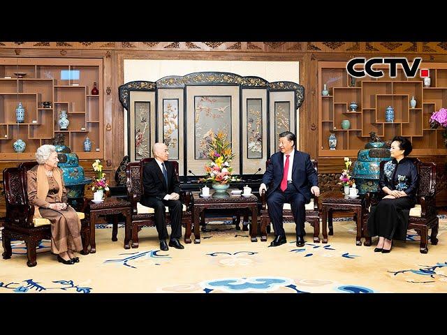 习近平夫妇会见柬埔寨国王和太后：这里就是你们的家 欢迎你们回家 | CCTV