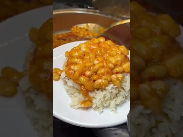 Most Popular Turkish Street Food - Rice with chicken, chickpeas and spicy beans