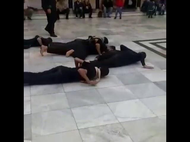الزحف في حرم السيدة رقية عليها السلام