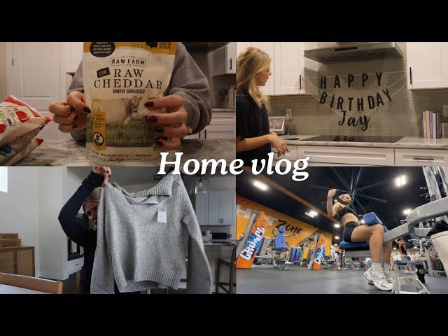 VLOG: animal based day of eating, package haul, Jay’s birthday, changing my last name