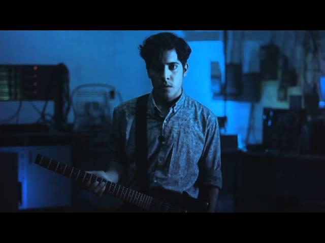 Neon Indian - Polish Girl (Video oficial)