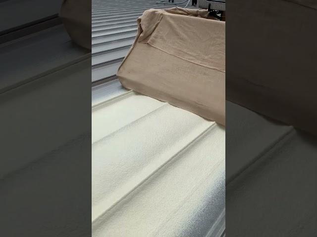 Spray Foam Robot Installing Foam Over Metal #shorts #robot #sprayfoam #roofing #construction