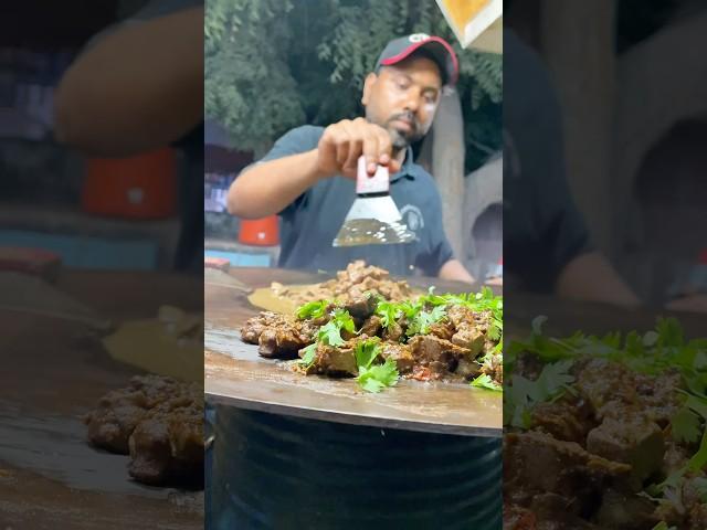 Kaleji Burger in Korangi | Karachi Food Series | Episode 117 | Taste Tou Kar