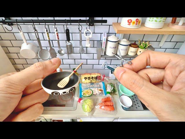 Re-Ment Mini Kitchen | Seafood Fried Noodles | Toy Miniatures | Toy Food Cooking (ASMR)