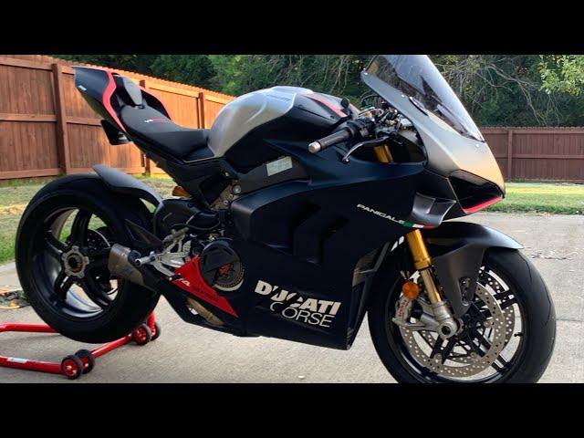 Panigale V4SP2 full akrapovic