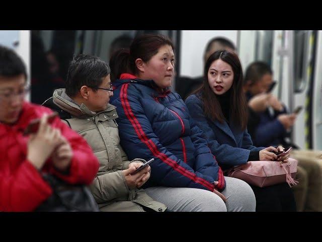 When a girl is publicly humiliated on the subway for being fat, what will people do?