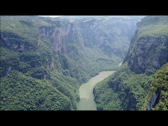 Sumidero Canyon, Chiapas  -   Boat Tour