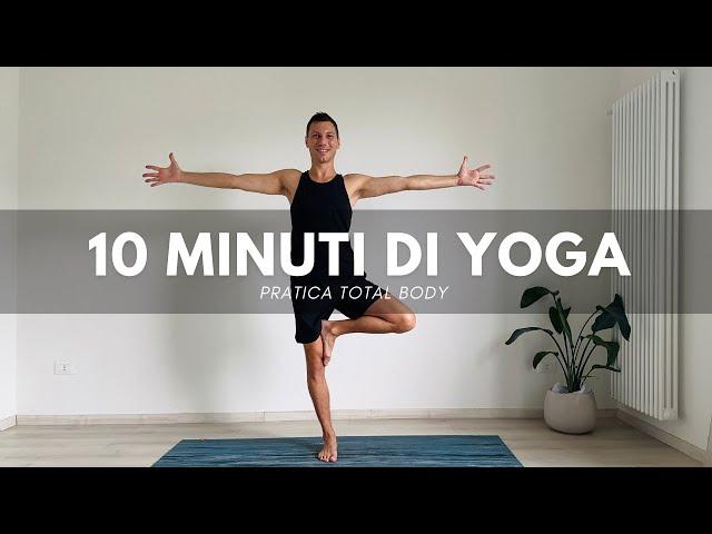 10 minuti di Yoga dolce per muovere tutto il corpo