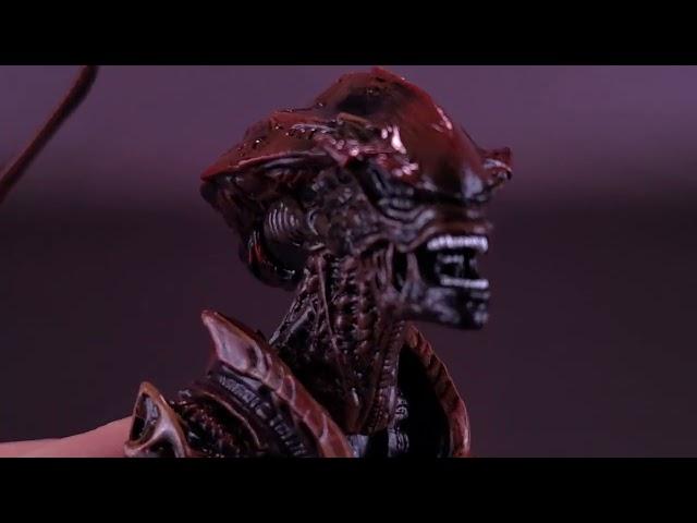 NECA Toys Aliens Fireteam Elite Prowler Alien Figure Review @TheReviewSpot