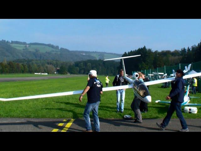 Gigantic Turbine R/C DG-1000 Sailplane Hausen Modellflug Show 2014