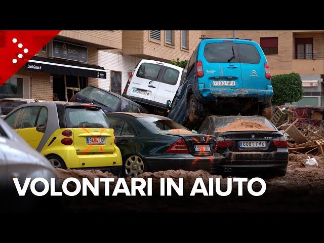 Valencia flood, aid comes mainly from volunteers: "left alone by authorities"