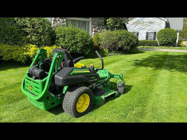 Mowing Residential Properties - Mowing Grass