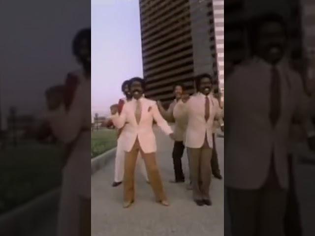 The Whispers - Keep On Lovin Me (1983) ️