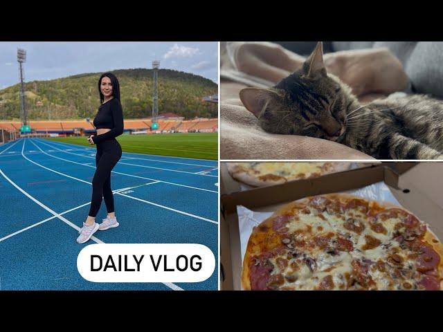 Daily Vlog || Oficial sunt Antrenor personal ️ | Broșe cusute manual, sală | O zi de toamnă