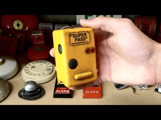 Vintage Distress Signal | Grace Industries SEI SUPER PASS Device