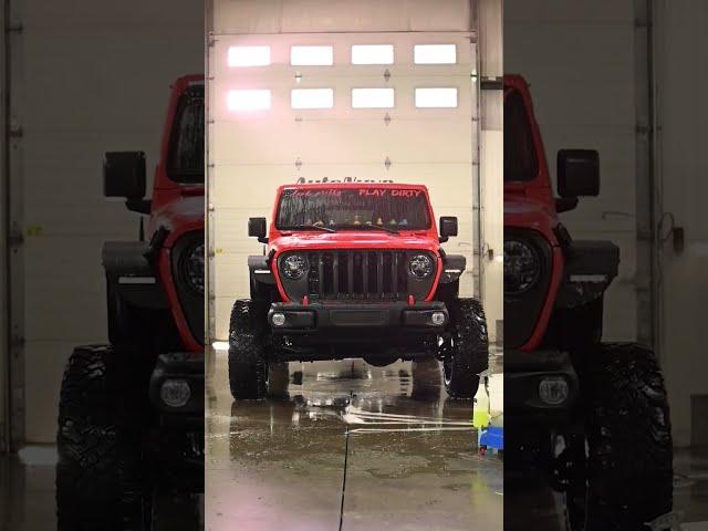 Look pretty, play dirty  Jeep Wrangler Rubicon