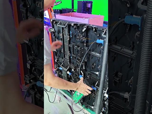 Oh my god, it won't break, will it?#leddisplay #eagerled