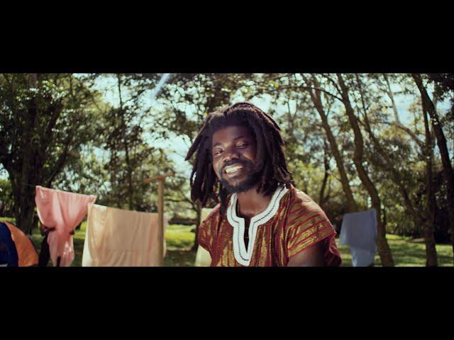 Pure Akan - Mensesa Me Ho (Official Music Video)