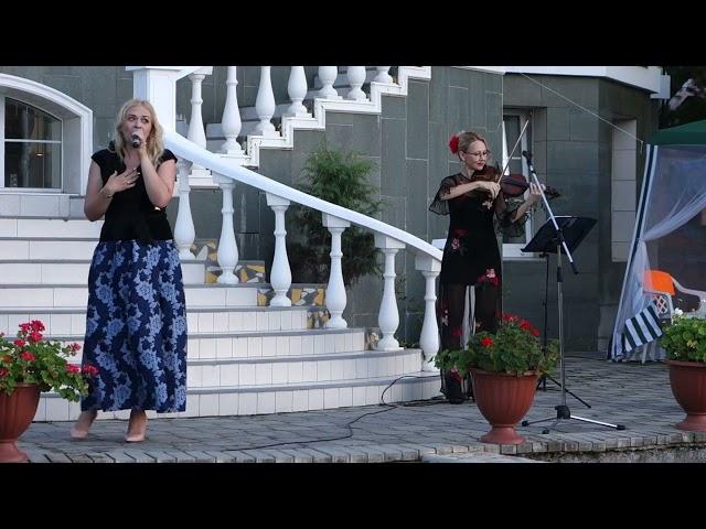 Elena Nekrasova & Anna Semenenko sing/play A. Vertinsky "Lilac Negro" and "Magnolia"