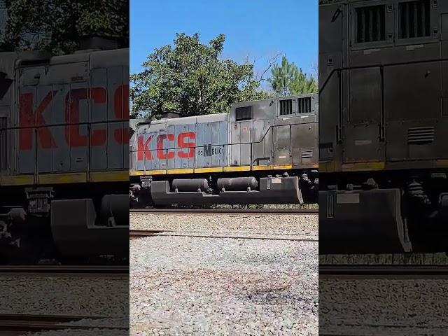 KCS Grey AC4400CW working hard! #train #railway #railfans #bnsf #unionpacific