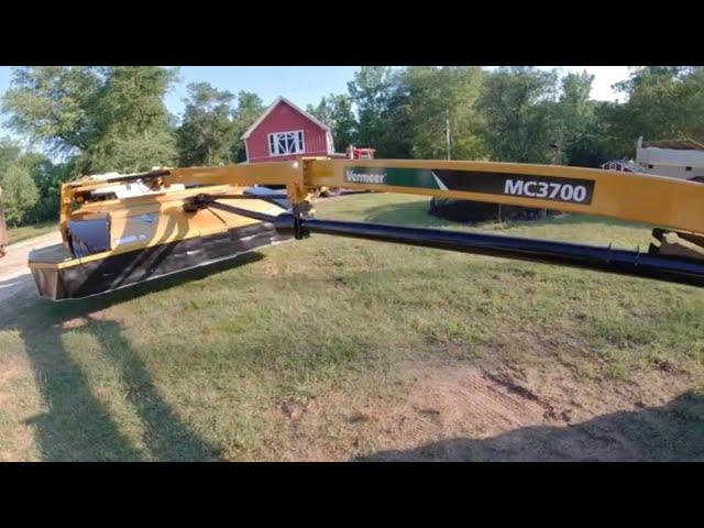 ALL NEW VERMEER MC3700 CENTER PIVOT MOWER CONDITIONER  #SLCFarms #Vermeerhaytools #hayproduction