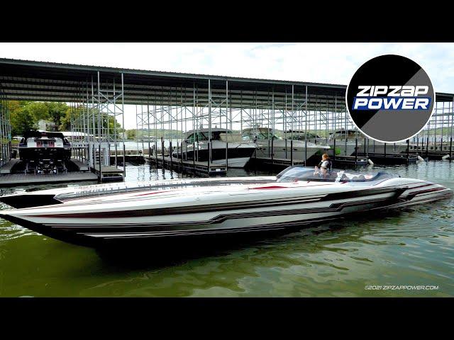 Tight Slip, INSANE 52' Powerboat docks like a BOSS / ZIPZAPPOWER