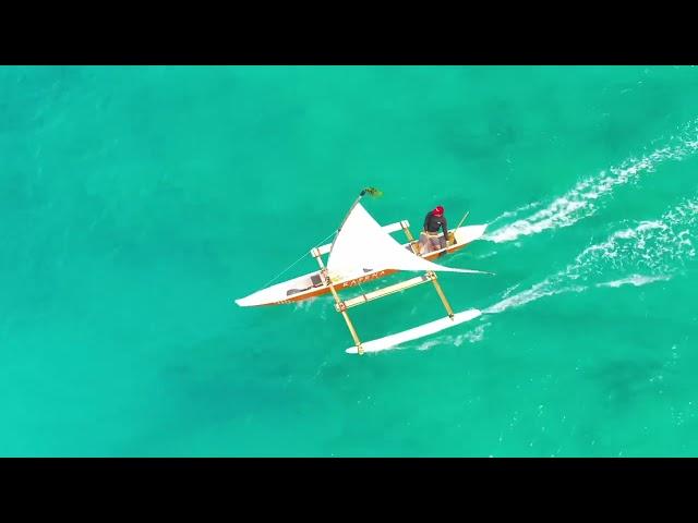 Hawaiian Outrigger Sailing Canoe - Waikiki