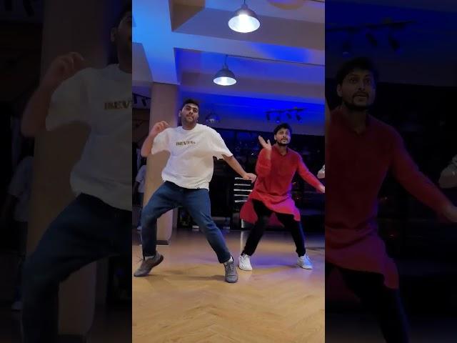 Jhoom Barabar Jhoom || Aditya Sen || Ashish Dubey  || #shankarehsaanloy #viraldance #yrf #trending