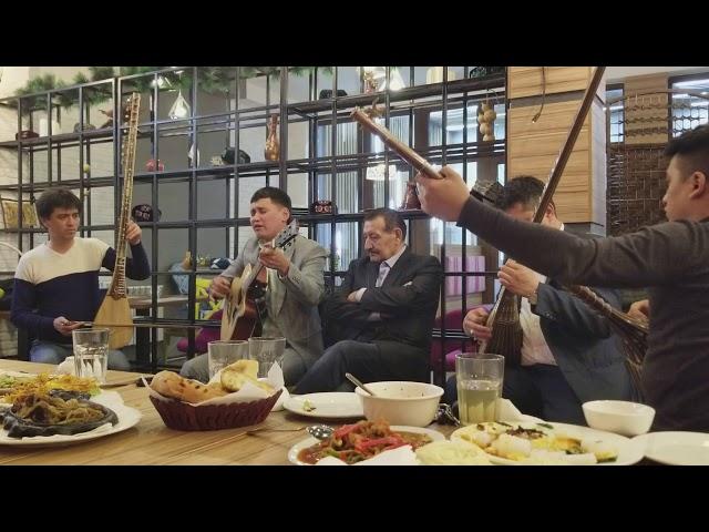 Uyghur songs performed by Ablekim Tursunov (Аблеким Турсунов)