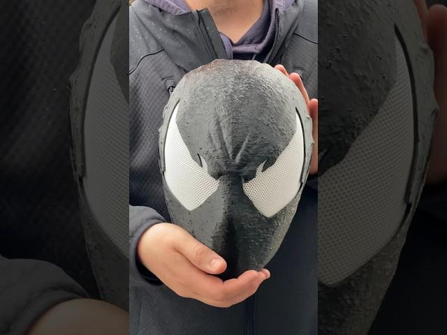 3D printed Symbiote #spiderman Helmet #ps5 #ps4 #3dprinting #cosplay #stl #venom #peterparker #do3d