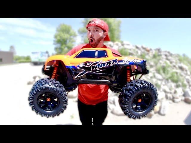 I Bought A $1400 RC MONSTER TRUCK / Traxxas X-Maxx