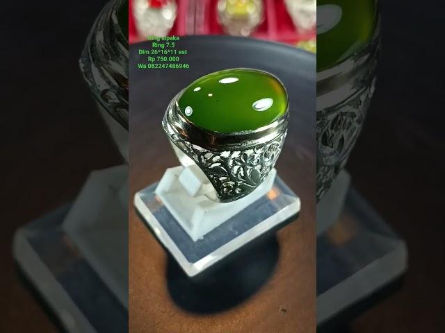 batu akik green Emerald aceh #batuakik #agate #gemstones #gemstoned #minerals #gemstonejewerly