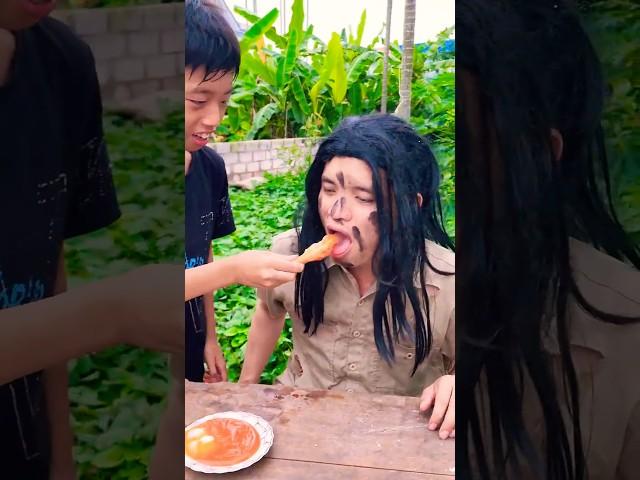 Chicken feet and super spicy chili sauce for poor grandpa to eat ️
