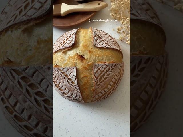 Rebranding the 5-minute score! #sourdough #scoring #shorts #foodie #shortsfeed #viral #bread