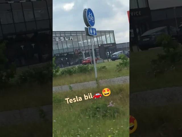 Tesla butik.. #tesla #elbil #lifeindenmark #electriccar