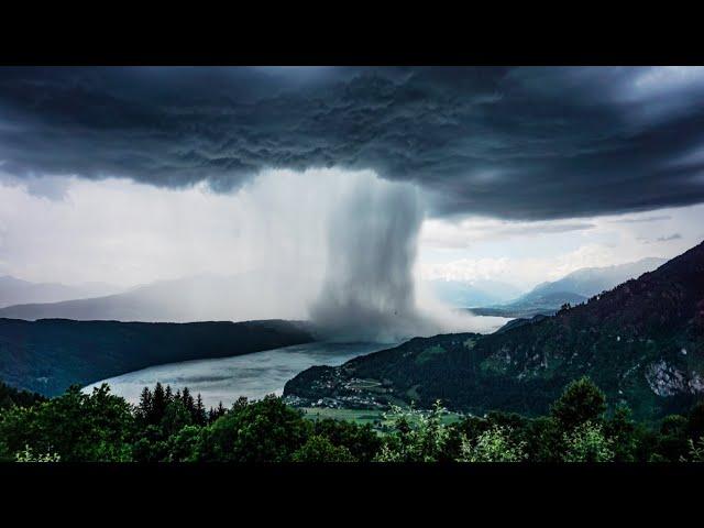 Tsunami from Heaven / Amazing Rainstorm Timelapse / Downburst / Microburst