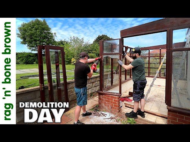 We Demolished A Conservatory - Demolition Day!