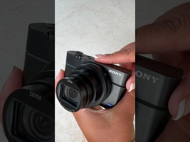 Is this camera better than the Canon G7X?  #canong7x #sonyrx100vii #cameraunboxing