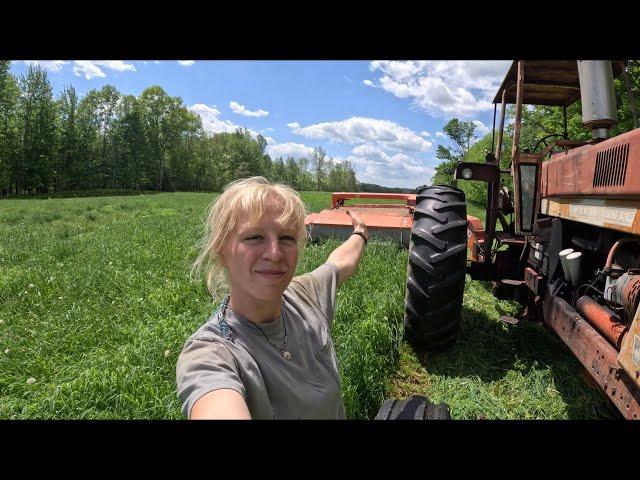 First cut of the year! Kicking off haylage/balage season…